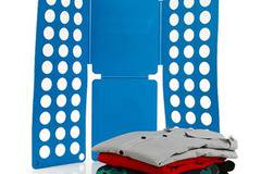 Универсално приспособление за сгъване на дрехи