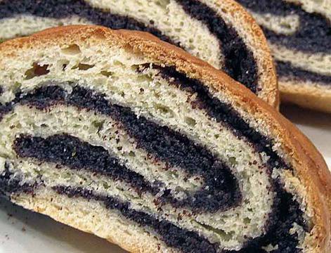 Козуначено руло с мармалад