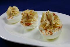 Пълнени яйца