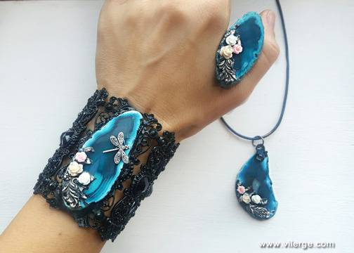 Луксозни бутикови бижута за елегантни жени и стилни дами