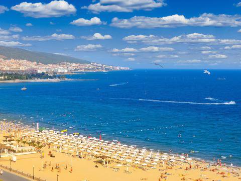 Български курорт №1 сред 19-те най-евтини места в Европа за плаж