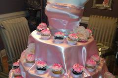 Идеи за Украса и Аранжиране на Маса за Абитуриентски Бал