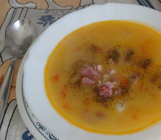 Супа от свински джолан