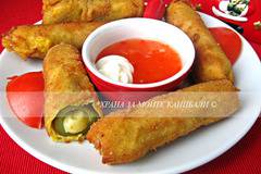 Хрупкави пурички от кисели краставички с кашкавал