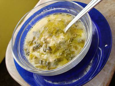 Пилешка супа със спанак ориз и булгур