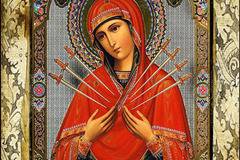 Чудотворната икона Седмострелна дава мир и разбирателство в дома и спасява от безплодие