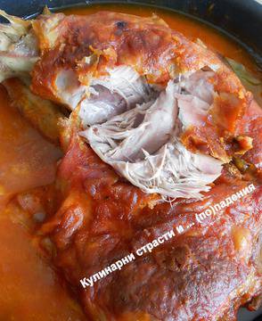 Бавно печено агнешко бутче