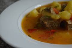 Яхния с телешко и зеленчуци