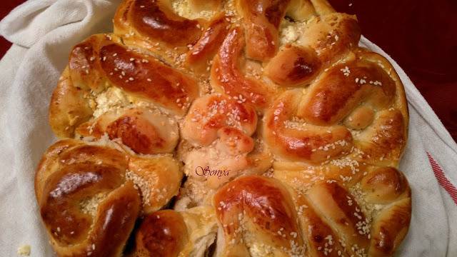 Бърза питка на розички със сирене