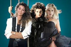 Саманта Фокс, Сандра и Сиси Кеч върнаха мокрите сънища на поколението от 80-те