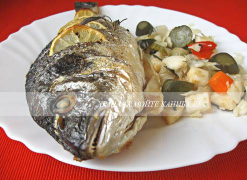 Печена ципура със зехтин и лимон