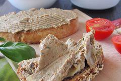 Пастет от пилешки дробчета