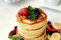 Американски палачинки с белтъци и рикота