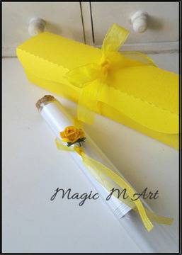 Покана за сватба свитък в Епруветка и кутийка в жълто 2058