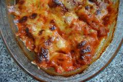 Маулташен на фурна с домати и моцарела