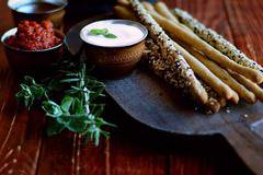 Гризини с брашно от лимец и сусам