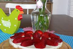 15 минутна торта с цедено кисело мляко и бисквити