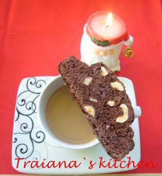 Кантучини с лешници и шоколад