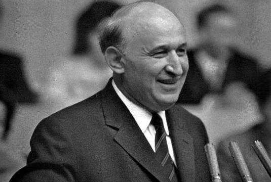 Априлският пленум и как Тодор Живков идва на власт