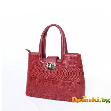 Стилна дамска чанта с змийска кожа – червена