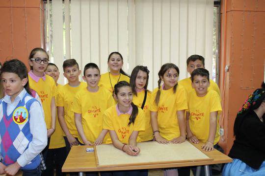 Петокласници, от ОУ „Никола Парапунов” в Разлог, се състезаваха в света на приказките