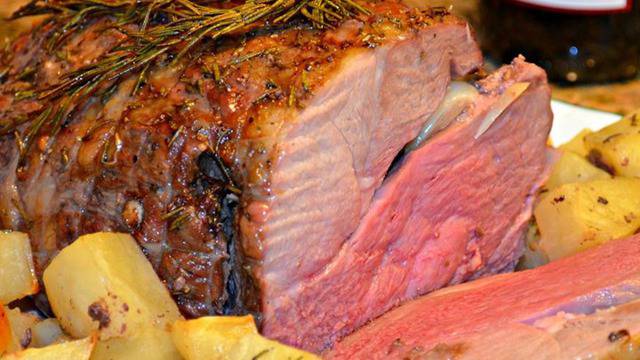 Лесно агнешко бутче