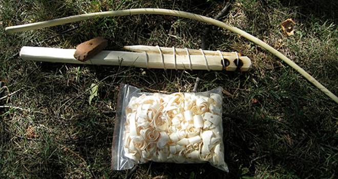 Палене на огън чрез триене на дървени пръчки