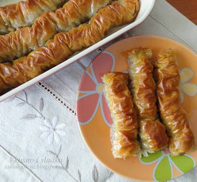 Саралии с локум и орехи