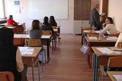 Над 52 хил. зрелостници полагат матура по БЕЛ