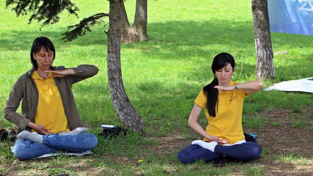 В три български града отбелязаха 25 години Фалун Дафа