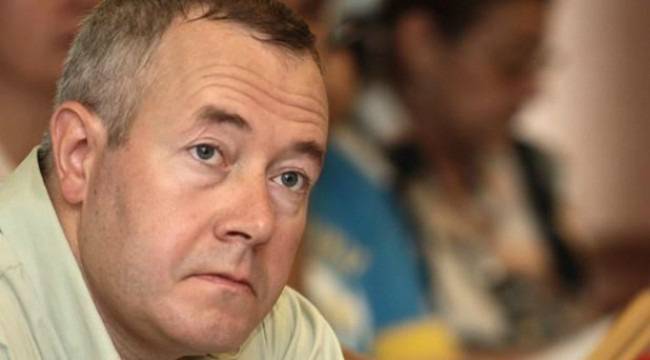 Харалан Александров: Борисов е драматично зависим от прищевките на тълпата и интересите на олигарсите