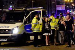 19 загинаха при предполагаем атентат по време на концерт на Ариана Гранде в Манчестър