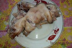 Варени свински крачета
