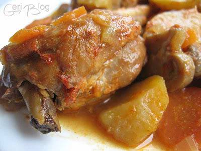 Заешко в гювеч