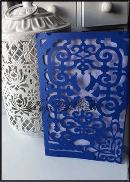 Сватбена покана в тъмно синьо с орнаменти 1039