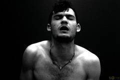 10 мъжки и женски оргазма в 10 черно-бели снимки (18+)