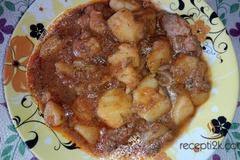 Картофена яхния със свинско