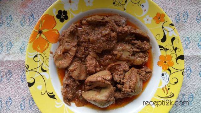 Пилешки дробчета с лук на тиган