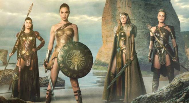Кои филми за супергерои Wonder Woman победи в бокс офиса?