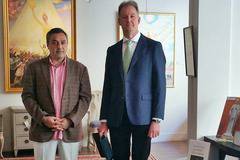 Швеция: Изложбата „Изкуството на Джън, Шан, Жен“ изплаши посолството на Китай (видео)