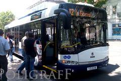 Тролей пропадна в дупка на ул. „Индустриална“