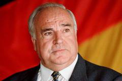 Почина Хелмут Кол