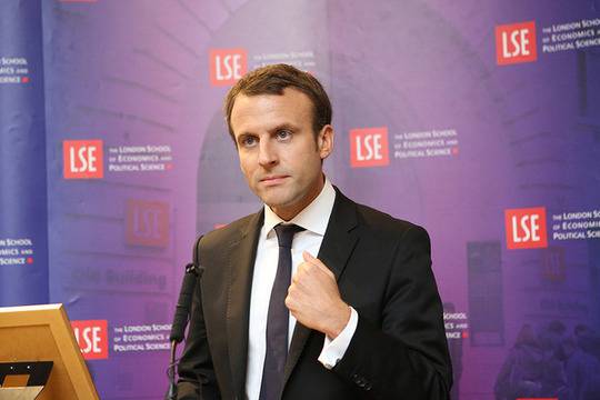 Партията на Макрон с убедително мнозинство в следващия парламент