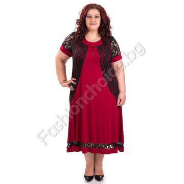 Стилна макси рокля в цвят бордо с акцент дантела