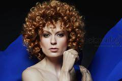 Люси Дяковска тръгва на лятно турне „Разходка по Бродуей“