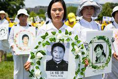 Китай: Над 1 000 последователи на Фалун Гонг арестувани и тормозени през март