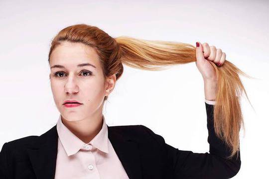 Мила Роберт – кое е това момиче?