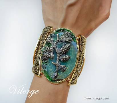 Любовта през ЕСЕНТА с нова есенна колекция бижута за жени