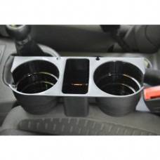 Поставка за чаши за кола