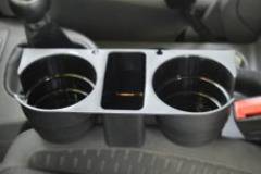 Поставка за чаши за кола